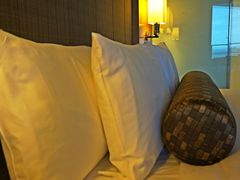 -上海滴水湖皇冠假日酒店