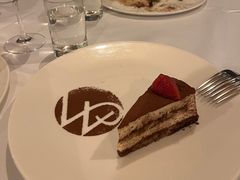 -WOLFGANG PUCK KITCHEN & BAR(迪士尼小镇店)