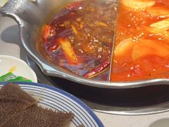 -渝大龙重庆火锅(温泉月亮湾店)