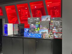 -ROG玩家国度(美罗城店)