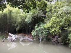 -汇龙潭