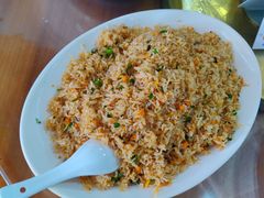 招牌海胆炒饭-明记海鲜大排档(巽寮湾店)