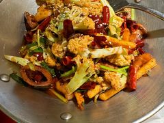 -渔语鱼酸菜鱼新川菜(来福士店)