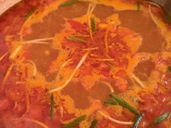 -毛辣果·贵州红酸汤牛肉火锅(西单店)