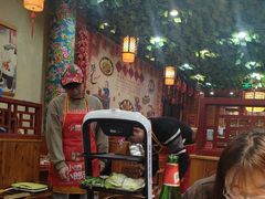 -袁小二大东北铁锅炖(吉祥村总部)