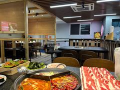 -渝里重庆火锅(航天城店)