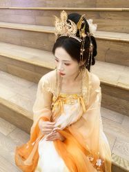 -白月清川汉服体验馆