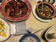 -八府香鸭·啫啫煲(华山路店)