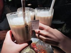 -湊湊火锅·茶憩(杭州湖滨银泰in77店)