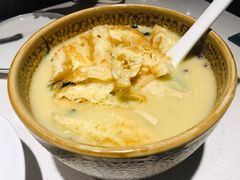 老济南甜沫-闫府私房菜·百年鲁菜(恒隆店)