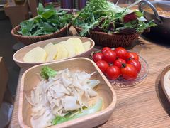 -野山舂·贵州现舂酸汤牛肉(东山店)