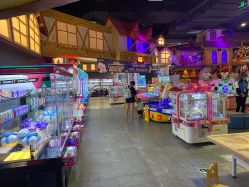 -卡通尼乐园(重庆南坪协信星光店)