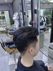 -藤野造型烫染·漂发