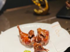 脆皮乳鸽-海派悦庭·海胆烧麦·新融合菜(凯德广场店)