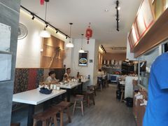 大堂-李与白包子铺(桐梓林店)