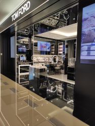 门面-TOM FORD