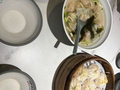 -馋三尺蟹粉小笼(人民广场店)