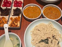 -裕兴记•蟹黄面馆(人民广场店)