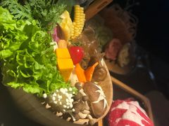 -湊湊火锅·茶憩(新中关购物中心店)