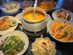 -大头虾越式风味餐厅(光明广场店)