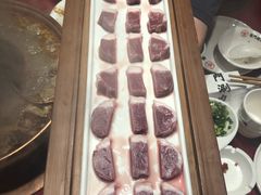 -前门·鲜肉火锅(长风店)