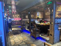 -老牌坊云南鱼豆花火锅(嵩山店)