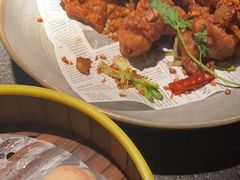 -蝴蝶里·粤菜·点心(滨江龙湖店)