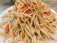 -壹阁胡羊焖饼(特色小吃街店)