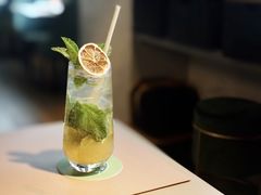 -Oasis Bar & Grill