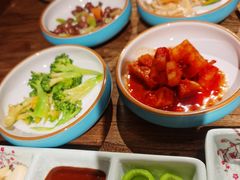 -明洞阿姨·韩式酱蟹烤肉·创意料理(三元桥店)