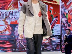 -翎秀服装模特