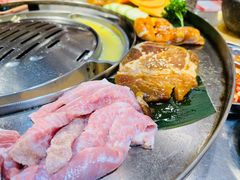 -哈哈碳都·牛肋条无限自助烤肉(台江万达店)