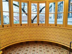 -Nathalie Djurberg与Hans Berg“牛皮纸包裹的月亮”-Prada荣宅当季展览