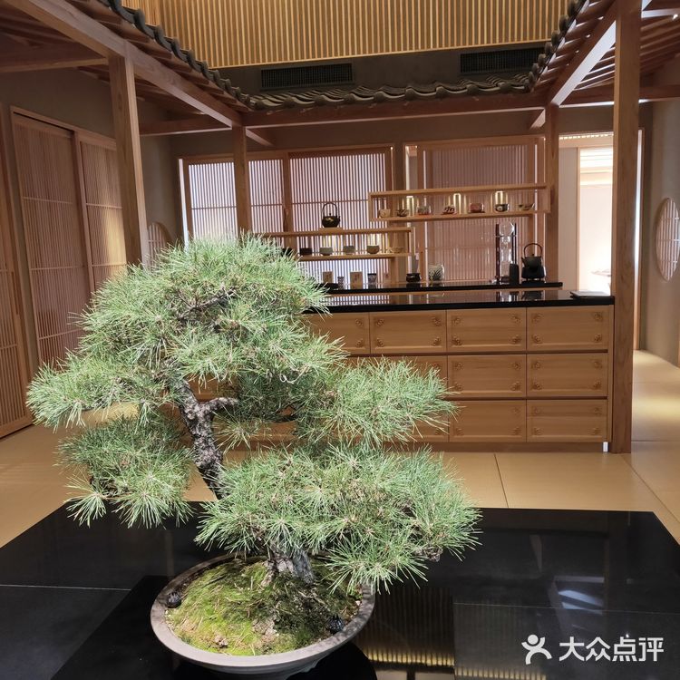 一家入了日本杂志推荐的花菖蒲