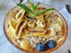 烤无花果蜂蜜燕麦酸奶-The Rug Cafe(王府中环店)