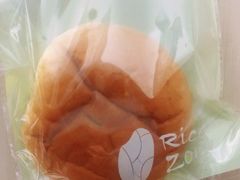 核桃红豆米包-RiceZone乐食尊纯米面包坊(望京店)