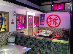-马路牙子烧烤音乐酒馆(望京店)