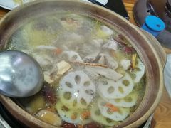 -广味炭炉鸡煲(宝业路分店)