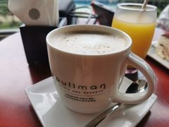 -三亚湾海居铂尔曼度假酒店