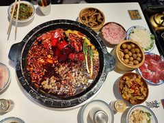-卤校长老火锅(杨家坪直营店)