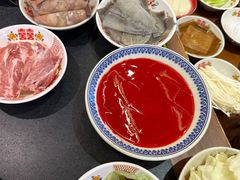 -沸炉重庆老火锅(军事博物馆店)