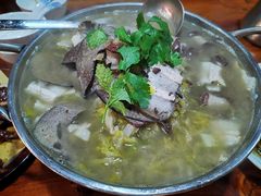 -六禾熏酱小酒馆·东北菜(海甸岛店)