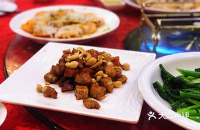 Cashew Honey Glazed Pork Ribs