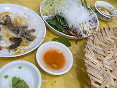 -官塘陈记鱼生·潮汕砂锅粥·牛肉火锅(潮枫路总店)