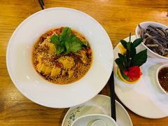 -花溪雨·森林餐厅(石基店)