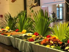 -海口绿发希尔顿酒店-田园汇自助餐·三文鱼·海鲜