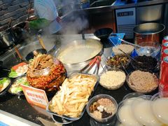 -八一路好吃街(雨田商务大厦店)