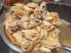 野生菌石锅土鸡-蘑界·野生菌火锅(深业上城店)