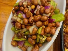 -老东镇啤酒屋海鲜加工·蒸汽海鲜·海鲜烧烤(台东店)