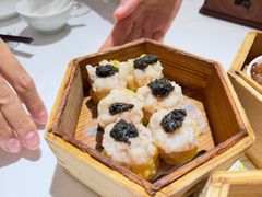 黑松露蒸烧卖-白天鹅宾馆-玉堂春暖餐厅